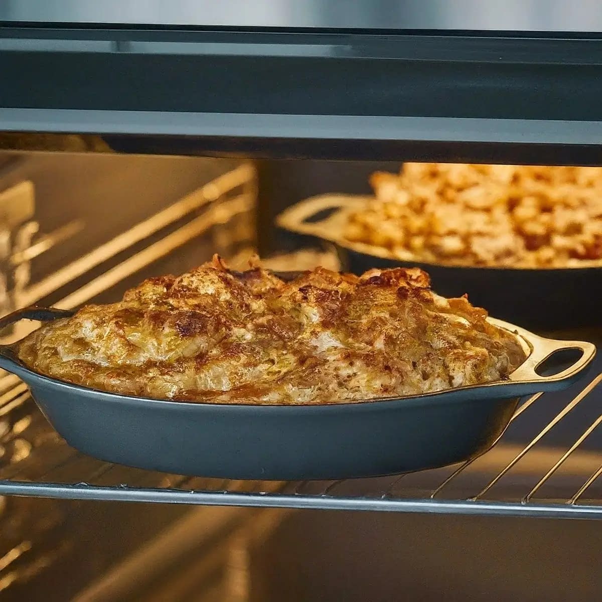 Familiarize Yourself with the Ovens Features