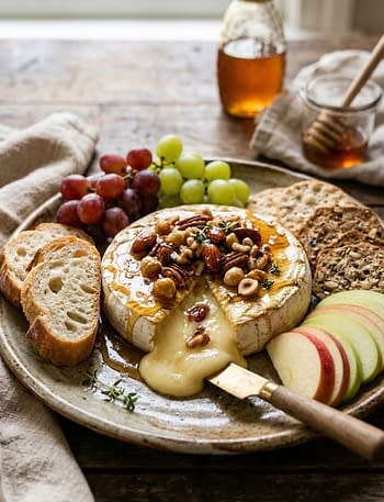 Baked Brie with Honey Nuts