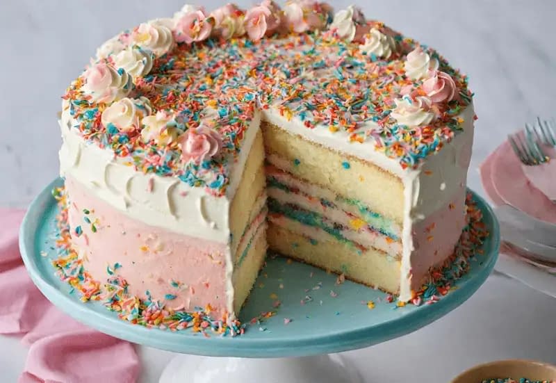 Creative Presentations for Funfetti Cake