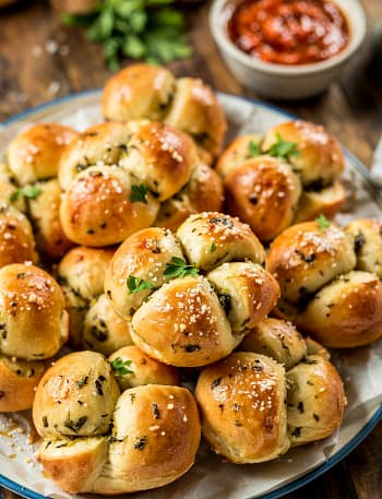 VvNQ4gLAQHiYbbkKV4b8og