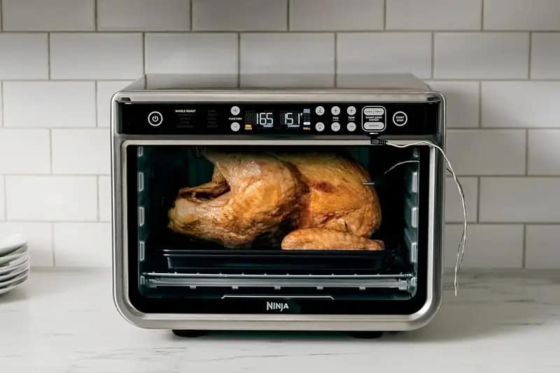 Ninja Foodi Design The sleek design and space-saving features